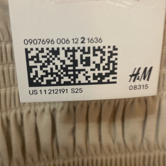 Shell Crop Top - Picture 5 of 5